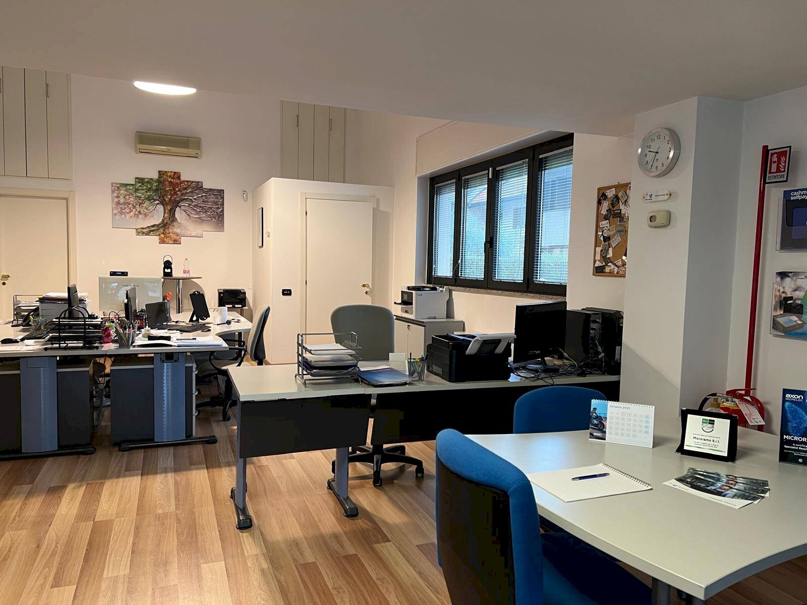 Foto 3 - Commercial Premises via Varzi
 
8, Busto Arsizio - photo 3