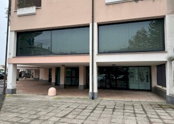 Foto 25 - Commercial Premises via Varzi
 
8, Busto Arsizio - photo 25