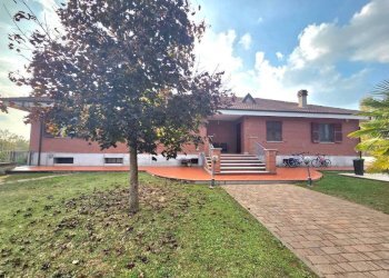 Giardino - Villa corso Torino, Asti - foto 2
