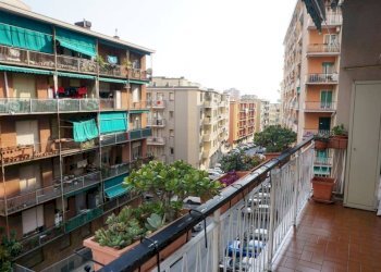 Balcone - Trilocale via Generale Manfredo Fanti, 10, Genova (zona Sampierdarena) - foto 1