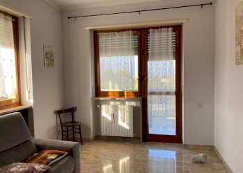 Salone - Trilocale via Alessandro Manzoni, 21, Mondovì - foto 2