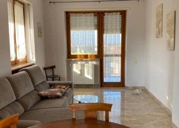 Salone - Trilocale via Alessandro Manzoni, 21, Mondovì - foto 3