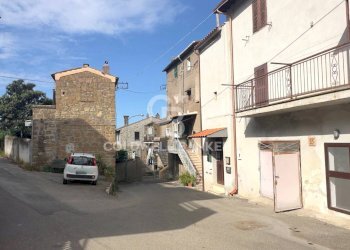 Foto 1 - Box Via dei Telari
 
34, Monte Romano - foto 1