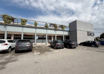 Foto 1 - Locale Commerciale via borgo porta
28, Conegliano - foto 1