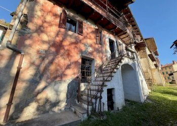 Facciata - Villa a Schiera via Passaggio, 22, Camandona - foto 32