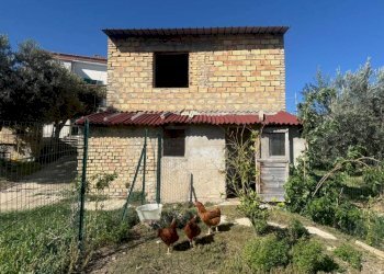 Facciata - Rustico via Colli, 25, Torrevecchia Teatina - foto 3