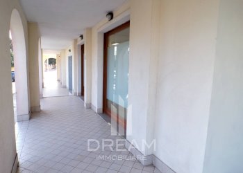 Foto 13 - Locale Commerciale via Ildebrando Pizzetti, Quartu Sant'Elena - foto 13