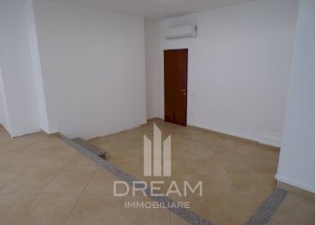 Foto 4 - Locale Commerciale via Ildebrando Pizzetti, Quartu Sant'Elena - foto 4