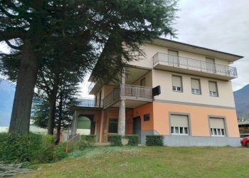 Facciata - Casa indipendente via San Giorgio, 24, Postalesio - foto 1