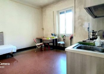 Cucina - Appartamento via Antonio Cantore, 8, Genova (zona Sampierdarena) - foto 6