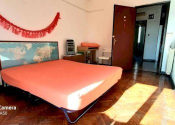 Camera da letto - Appartamento via Antonio Cantore, 8, Genova (zona Sampierdarena) - foto 10