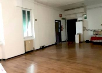 Interno non residenziale - Appartamento via Antonio Cantore, 8, Genova (zona Sampierdarena) - foto 17