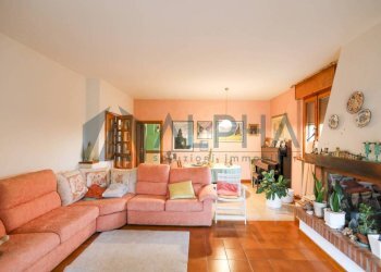 Salone - Quadrilocale via Pablo Neruda, Mercato Saraceno - foto 3