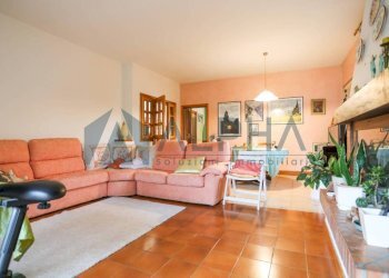 Salone - Quadrilocale via Pablo Neruda, Mercato Saraceno - foto 4