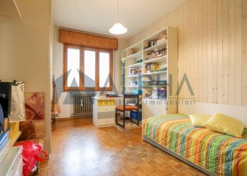 Camera da letto - Quadrilocale via Pablo Neruda, Mercato Saraceno - foto 14