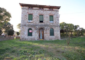 MERAVIGLIOSA PORZIONE DI CASA COLONICA IN PIETRA - Casale Via di Nozzano 611, Lucca - foto 4
