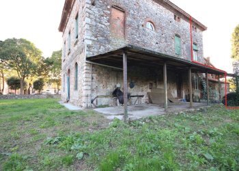 IA04140 CONFINI 2.jpg - Casale Via di Nozzano 611, Lucca - foto 5