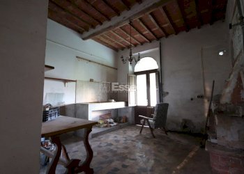 MERAVIGLIOSA PORZIONE DI CASA COLONICA IN PIETRA - Casale Via di Nozzano 611, Lucca - photo 8
