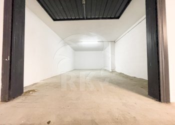 LOCALE COMMERCIALE (22).JPG - Locale Commerciale Viale Cinque Martiri 12, Mirandola - foto 23