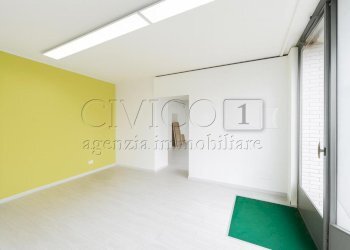 IMG_3747.JPG - Locale Commerciale Via Riviera Berica 61, Barbarano Mossano - foto 1