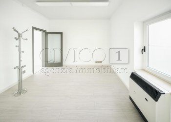 IMG_3743.JPG - Locale Commerciale Via Riviera Berica 61, Barbarano Mossano - foto 4