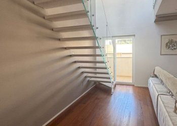 scala interna - Attico Via Sottotenente Francesco Custodero, Monopoli - foto 5