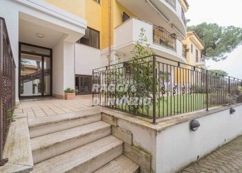 0004.jpg - Bilocale Via Antonio Segni 13, Marino - foto 4