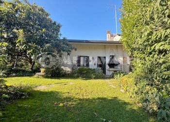 13BQ-279-RV.JPG - Casa indipendente Roveredo in Piano - foto 12