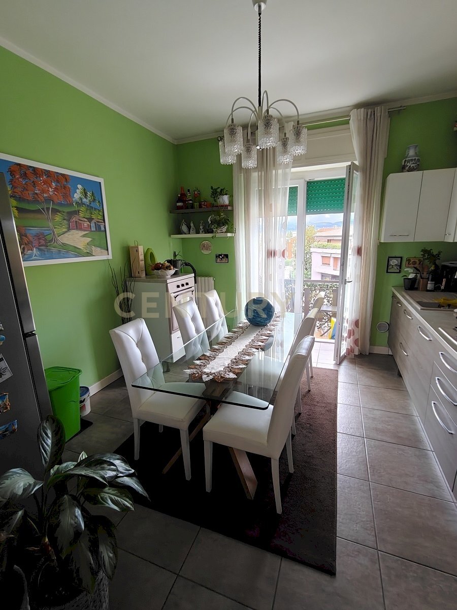 cucina.jpg - Appartamento Stradone Santa Lucia 109, Verona - foto 2