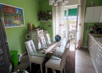 cucina.jpg - Appartamento Stradone Santa Lucia 109, Verona - foto 2