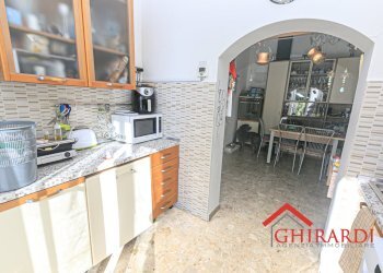 4.2 CUCINA.jpg - Villa Trifamiliare Via Sergio Piombelli 28, Genova - foto 12