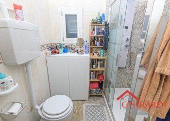 7.0 BAGNO.jpg - Villa Trifamiliare Via Sergio Piombelli 28, Genova - foto 20
