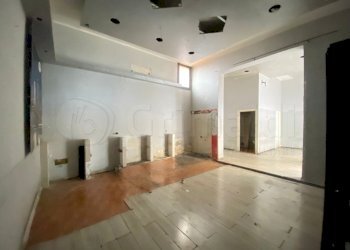 3.JPG - Locale Commerciale Casavatore - foto 4