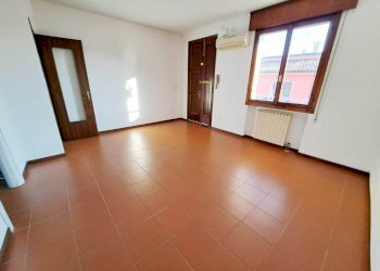 soggiorno - Villa a Schiera Rovigo - foto 5