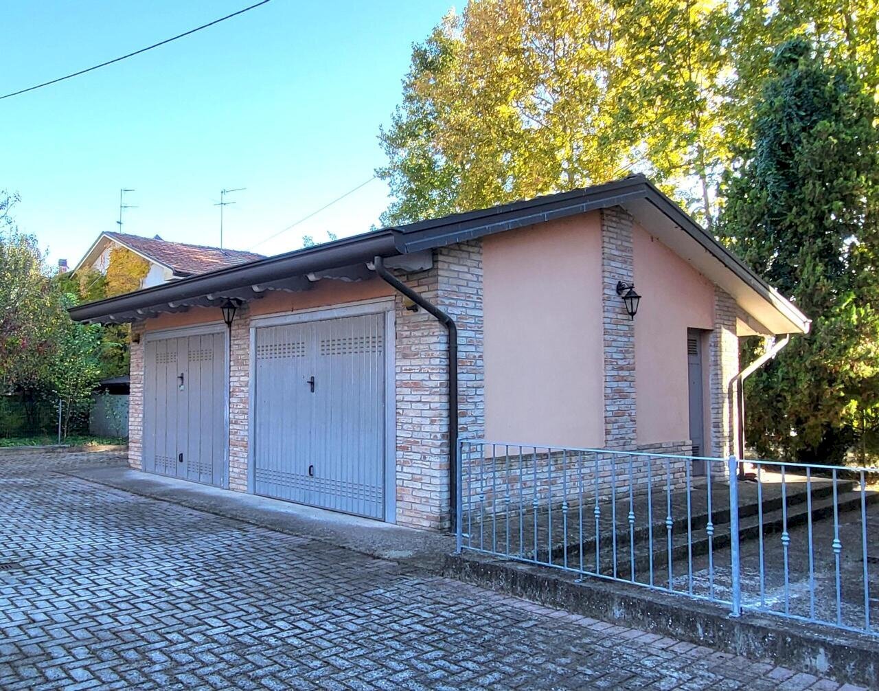 20251027_144330.jpg - Villa Strada Cornazzano 3, Sissa Trecasali - foto 2