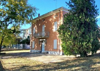 20251027_143655.jpg - Villa Strada Cornazzano 3, Sissa Trecasali - foto 10