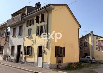 Casa indipendente Via Umberto I, Lungavilla - foto 2