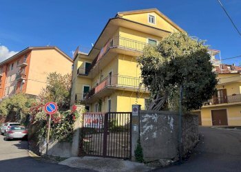 Foto 1 - Rustico via San Francesco
 
1, Spezzano della Sila - foto 1