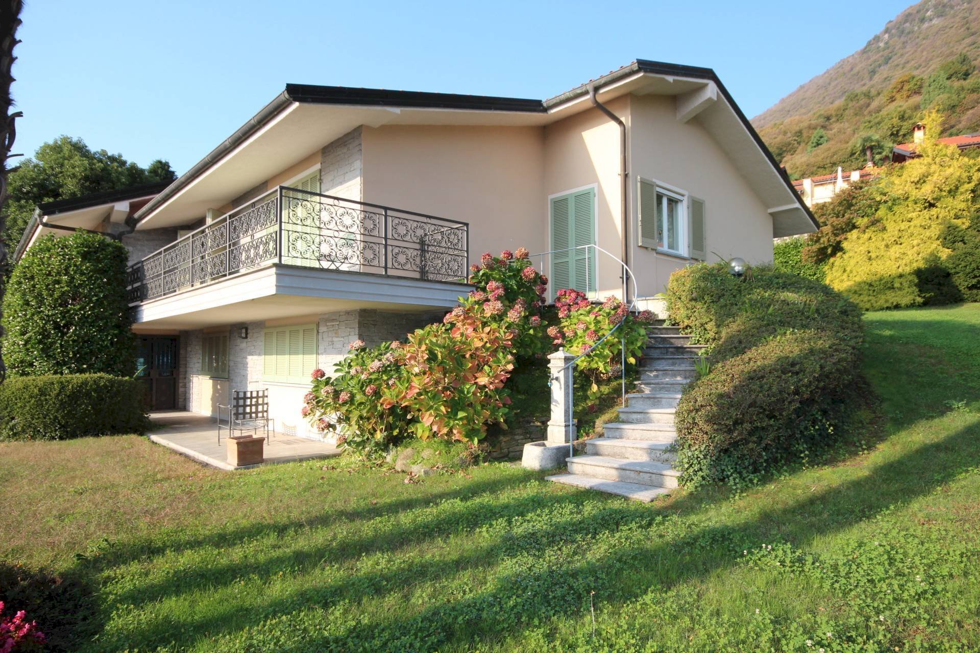 Foto 2 - Villa Corso Risorgimento
 
294, Ghiffa - foto 2