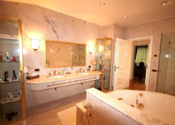 Foto 41 - Villa Corso Risorgimento
 
294, Ghiffa - photo 41