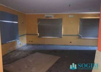 Foto 2 - Negozio Via Rivolta
 
2, Cassano d'Adda - foto 2