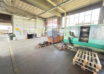 Parcheggio - Capannone Via Labriola
 
27, Borgo Ticino - foto 14