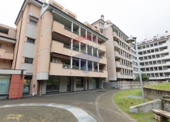 Edificio all\'aperto - Attività Commerciale Piazza Carlo Mainardi
 
1, Abbiategrasso - foto 8