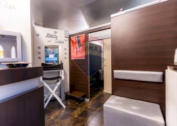 Bagno - Attività Commerciale Piazza Carlo Mainardi
 
1, Abbiategrasso - foto 17