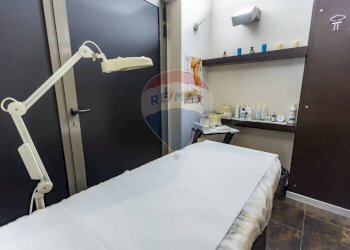 Camera / camera da letto - Attività Commerciale Piazza Carlo Mainardi
 
1, Abbiategrasso - foto 25