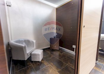Bagno - Attività Commerciale Piazza Carlo Mainardi
 
1, Abbiategrasso - foto 28