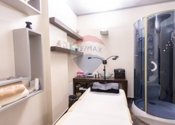 Bagno - Attività Commerciale Piazza Carlo Mainardi
 
1, Abbiategrasso - foto 50