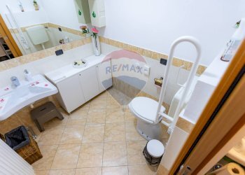 Bagno - Attività Commerciale Piazza Carlo Mainardi
 
1, Abbiategrasso - foto 58