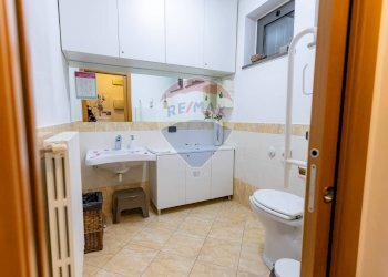 Bagno - Attività Commerciale Piazza Carlo Mainardi
 
1, Abbiategrasso - foto 62