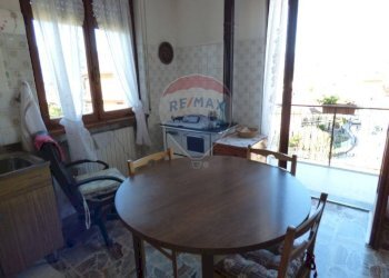 Sala da pranzo - Casa indipendente via dei Lori
 
5, Luino - foto 6